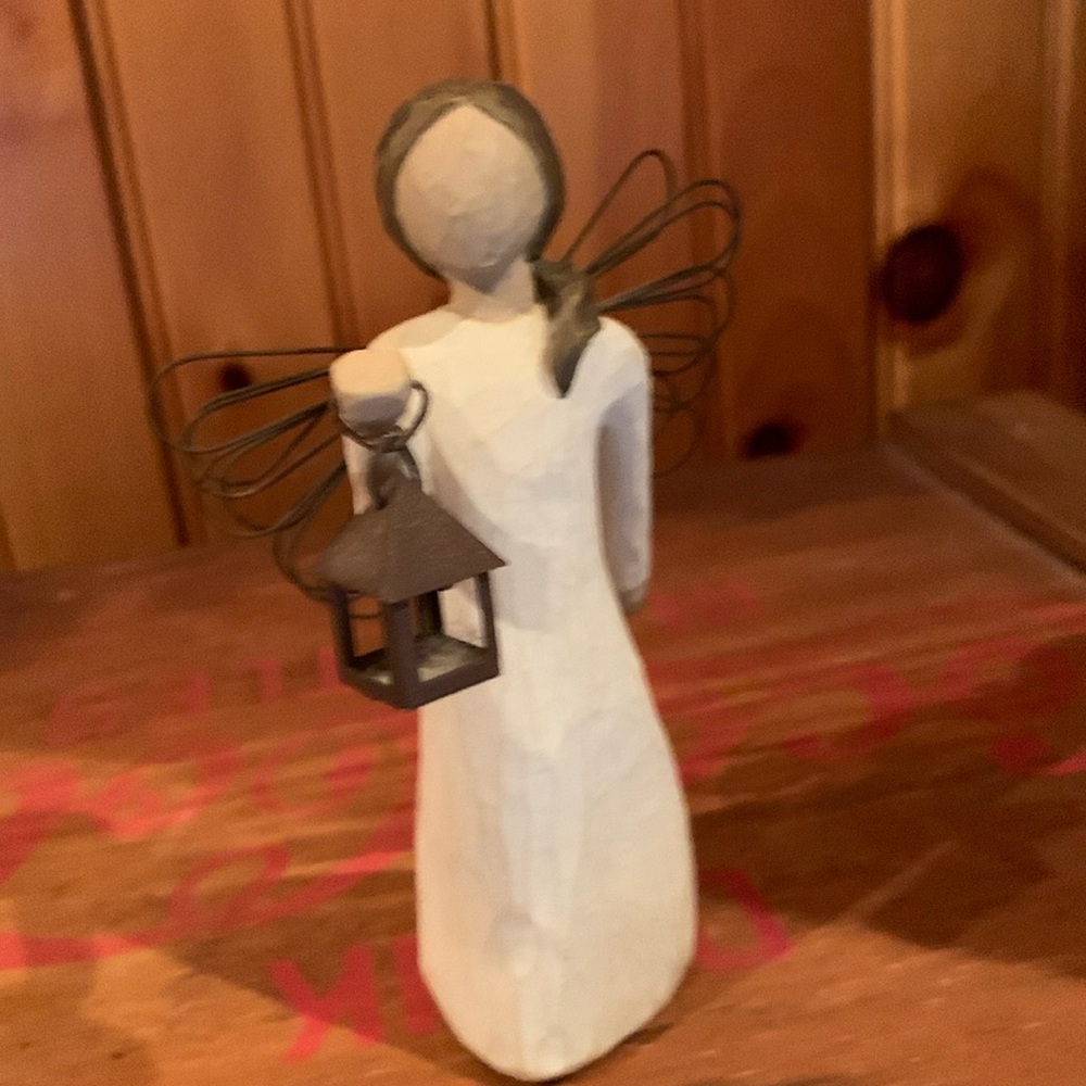 Willow tree figurine